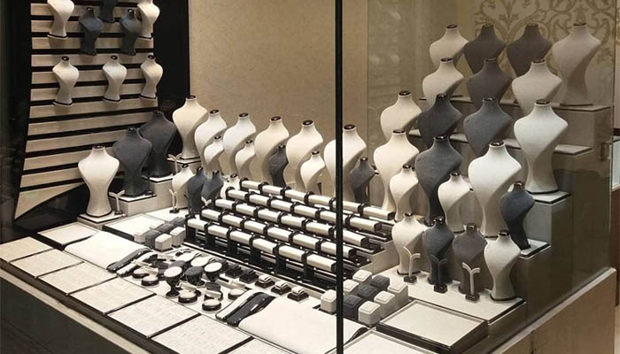طراحی انواع دکور جواهر فروشی کوچک